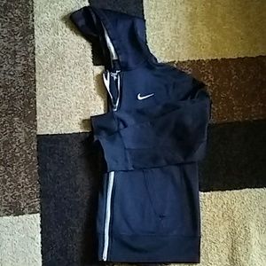 Nike Therma-Fit Hoodie